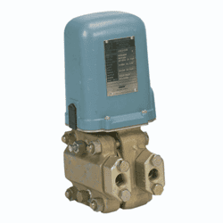 Picture of Foxboro pneumatic differential pressure transmitters series 13A, 13HA and 15A